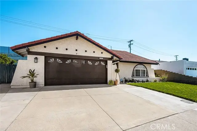 10352 La Despensa Avenue, Fountain Valley, CA 92708 - #3