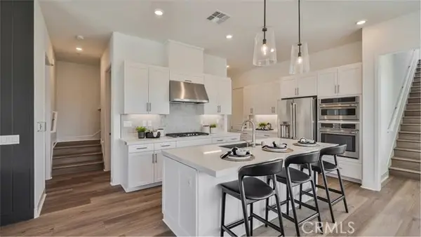 27404 Red Alder Lane, Valencia, CA 91381