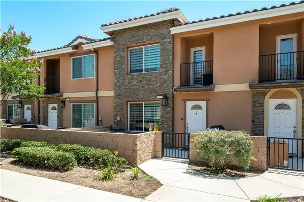 16408 Valencia  #315, Fontana, CA 92335