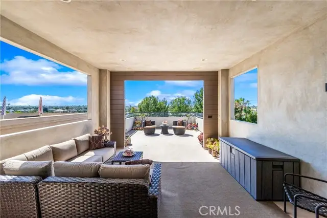 621 Frankfort Avenue, Huntington Beach, CA 92648 - #2