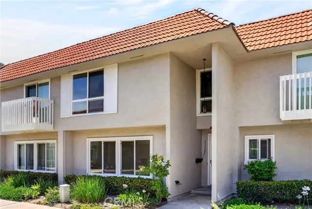 21725 Lake Vista, Lake Forest, CA 92630 - #2