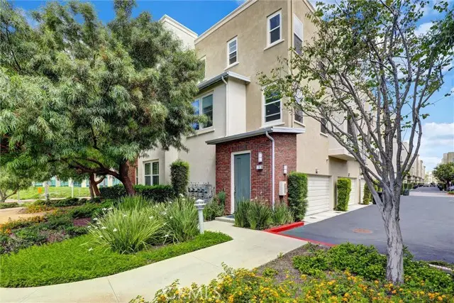 1 Vantis, Aliso Viejo, CA 92656 - #1