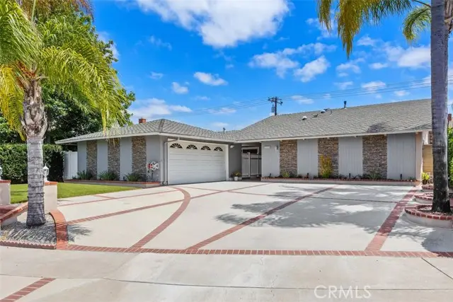 25611 Adriana Street, Mission Viejo, CA 92691 - #2
