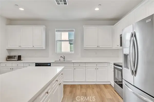911 3rd, Santa Ana, CA 92701