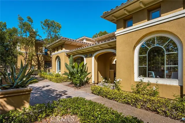 125 Chantilly, Irvine, CA 92620 - #1