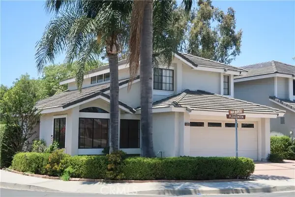 12 Pleasonton, Irvine, CA 92620
