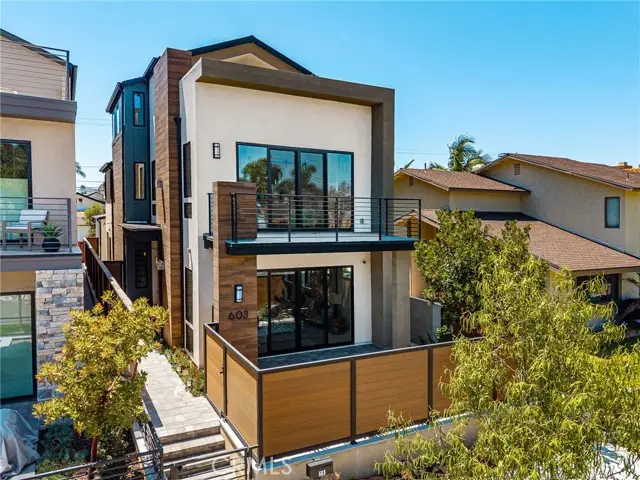 603 Delaware Street, Huntington Beach, CA 92648 - #2