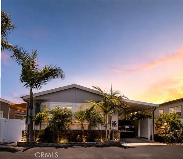 16421 Haiku Lane, Huntington Beach, CA 92649