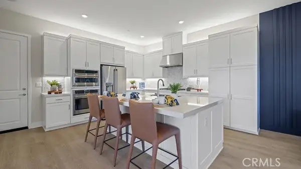 26661 Solstice Lane, Valencia, CA 91381