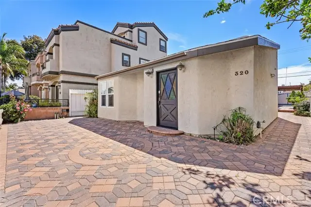 320 7th, Huntington Beach, CA 92648 - #1