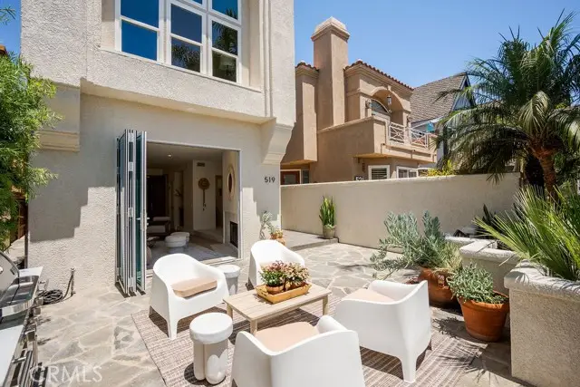 519 10th, Huntington Beach, CA 92648 - #3