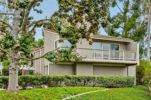 22 Rocky Knoll, Irvine, CA 92612 - #2
