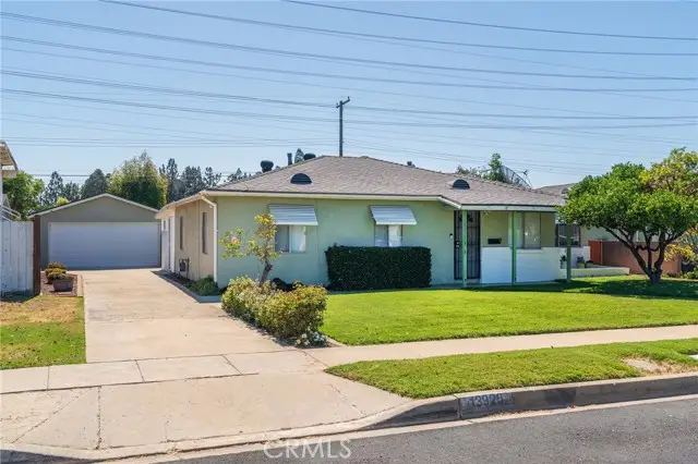 13928 Carfax Ave., Bellflower, CA 90706 - #3