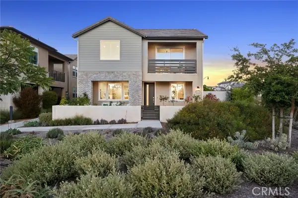 306 Treble, Irvine, CA 92618