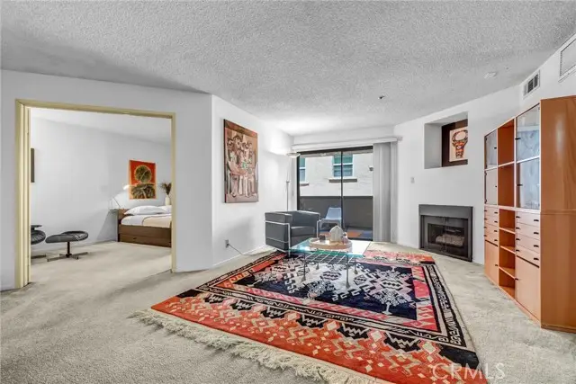 35 Linden Ave Unit 304, Long Beach, CA 90802 - #2