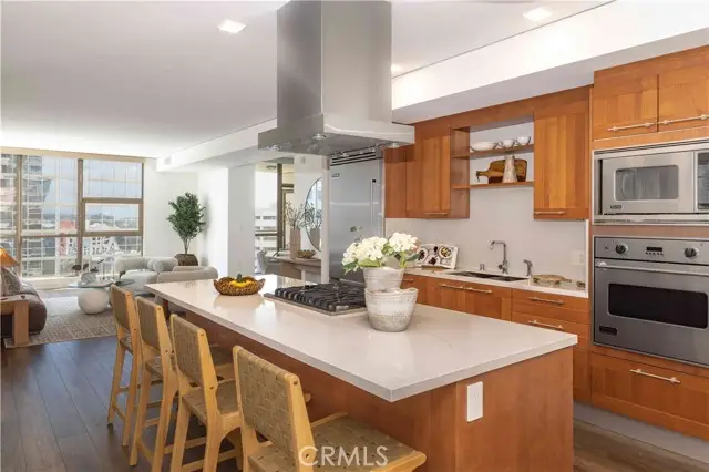 9 MacArthur Place  #1404, Santa Ana, CA 92707 - #1