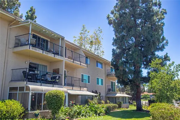 3367 Punta Alta  #3B, Laguna Woods, CA 92637