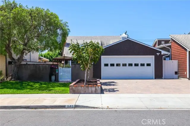 247 23rd Street, Costa Mesa, CA 92627 - #2