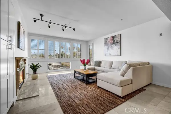 4167 Warner Avenue  #105, Huntington Beach, CA 92649
