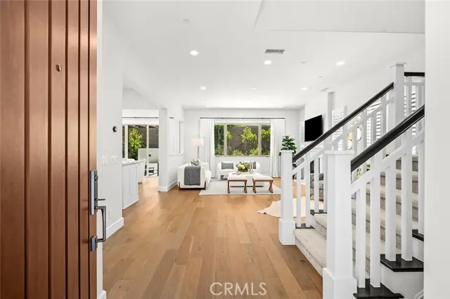 63 Lugano, Irvine, CA 92602 - #2