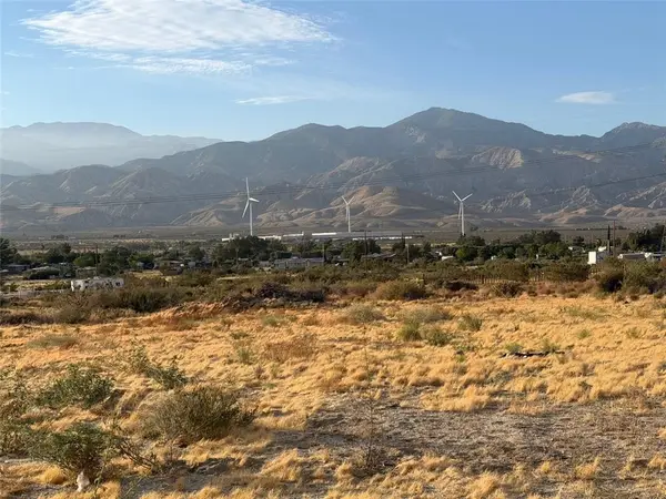 52132 Hattie Avenue, Cabazon, CA 92230