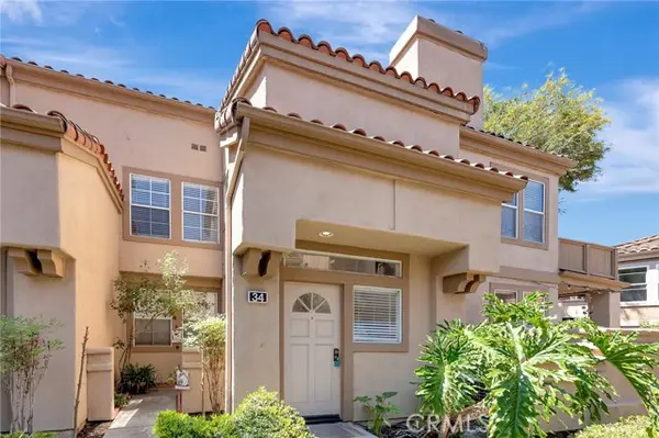 34 Magellan Aisle, Irvine, CA 92620