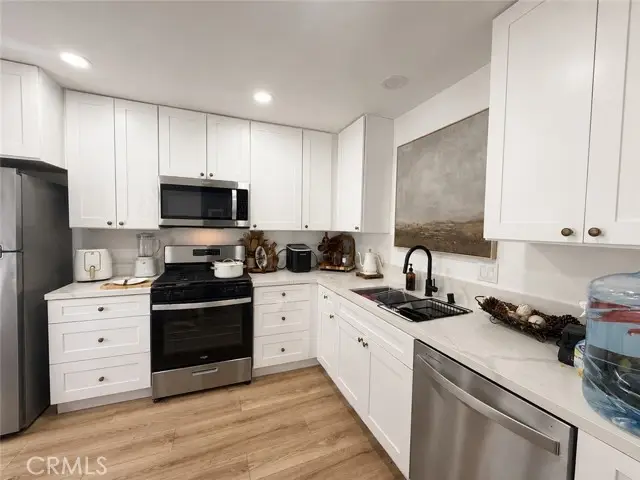 1113 Golden West Avenue, Santa Ana, CA 92704 - #3