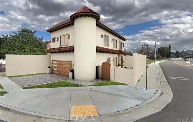 111 School, Corona, CA 92882 - #3