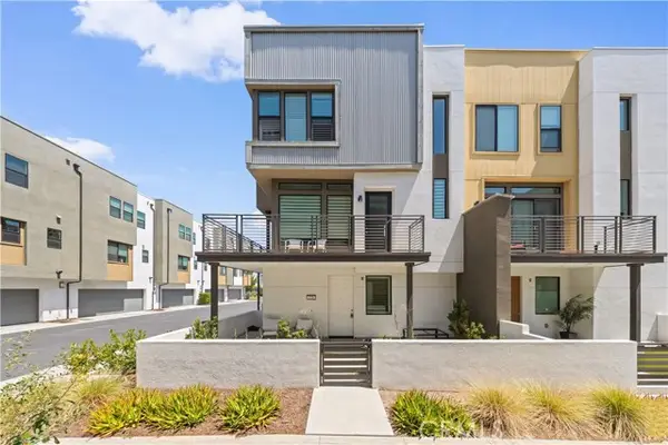 120 Sawbuck, Irvine, CA 92618