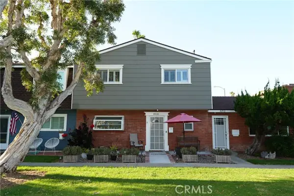 8226 Pennington Dr, Huntington Beach, CA 92646