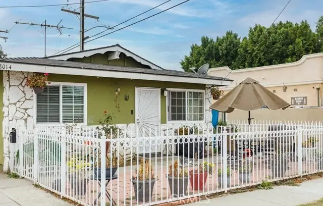 8014 1st, Paramount, CA 90723 - #2