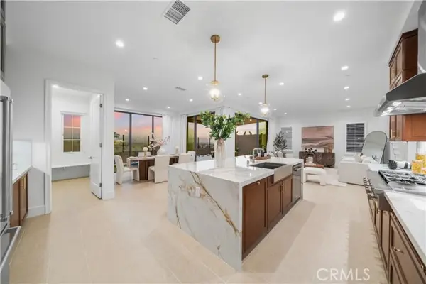 149 Summerland, Irvine, CA 92602