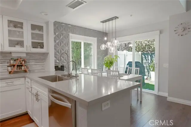 543 Victoria  #M, Costa Mesa, CA 92627 - #1