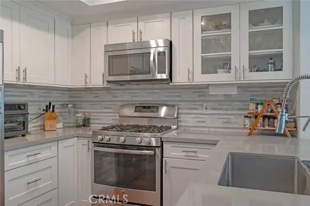 543 Victoria  #M, Costa Mesa, CA 92627 - #2