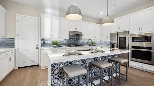 24553 Camino Canoa, Valencia, CA 91354