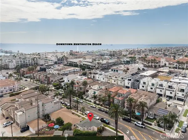 320 2nd Street, Huntington Beach, CA 92648