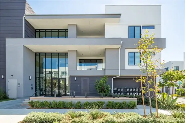 16235 Dawn Way  #204, Tustin, CA 92782