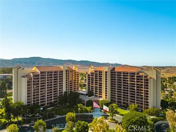 24055 Paseo Del Lago  #654, Laguna Woods, CA 92637