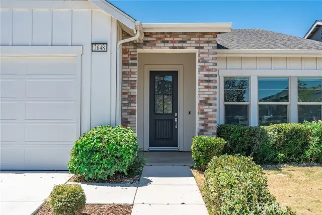 2048 Mitchell Street, Hanford, CA 93230 - #3