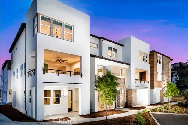 2750 Everly Drive, San Diego, CA 92108 - #2