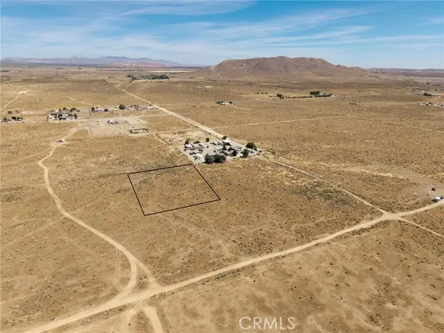 1 Astoria Avenue, Rosamond, CA 93560 - #2