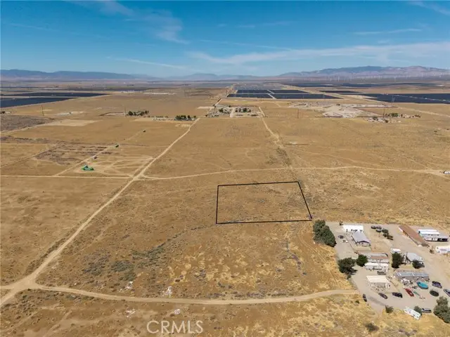 1 Astoria Avenue, Rosamond, CA 93560 - #3