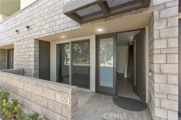 629 17th, Costa Mesa, CA 92627