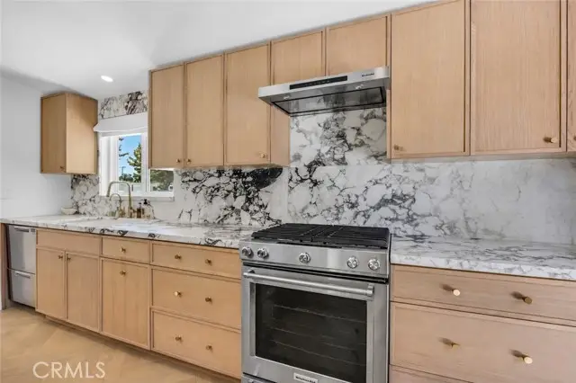 268 Bay Street, Costa Mesa, CA 92627 - #3