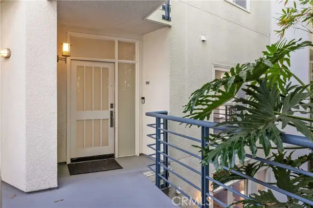 3019 3rd, Santa Monica, CA 90405 - #2