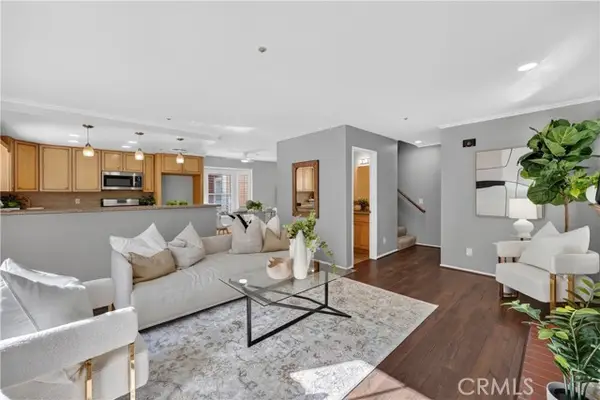 323 Genoa St  #A, Monrovia, CA 91016