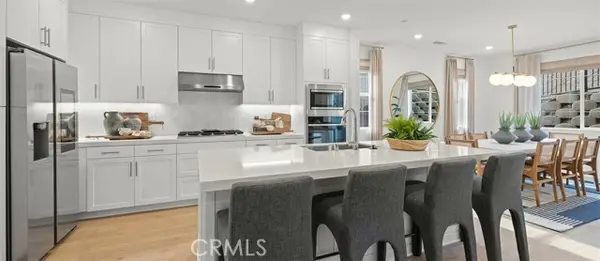 2028 Pyrenes Place, Santa Paula, CA 93060