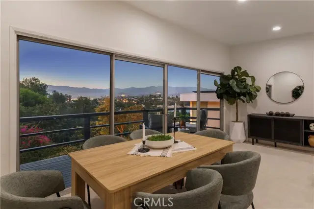 2054 Kenilworth, Los Angeles, CA 90039 - #2