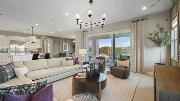 29762 Camino La Cumbre, Valencia, CA 91354