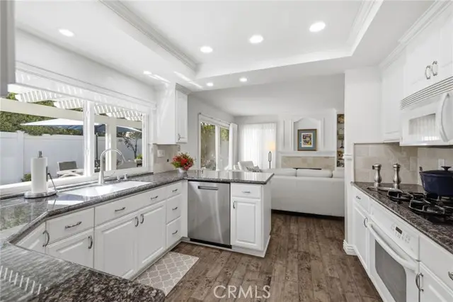 5 Wadsworth, Irvine, CA 92620 - #3